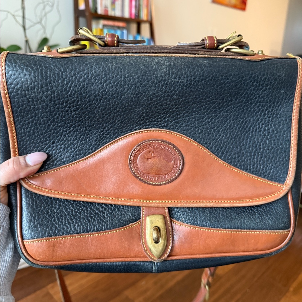 Vintage Dooney & Bourke bag